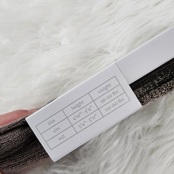 Lemon Bark Amalfi Twinkle Shimmer leggings. Size Small/medium. New. - Picture 4 of 5